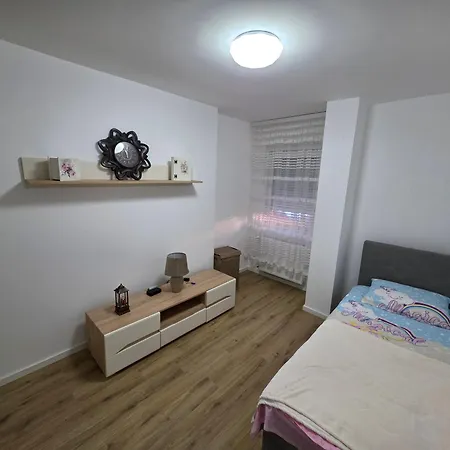 Sweet アパート ノヴィ・パザル