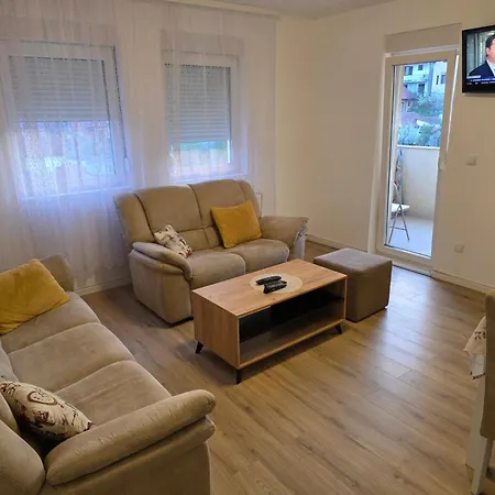 Apartment Sweet *
