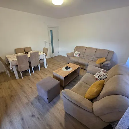 Apartment Sweet *